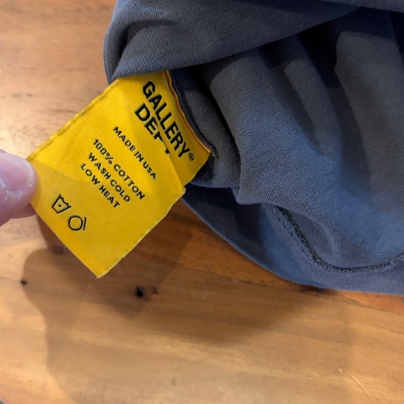 🏆 Used dry cleaned! Gallery Dept Charcoal Tee 2xl - Picture 6 of 6